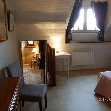 Manoir De Rouille Homestay *