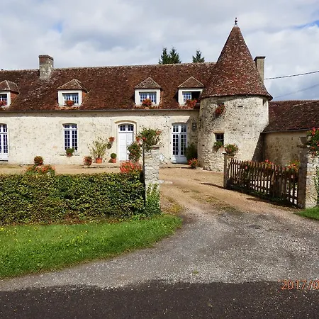 Habitación en casa particular Manoir De Rouille